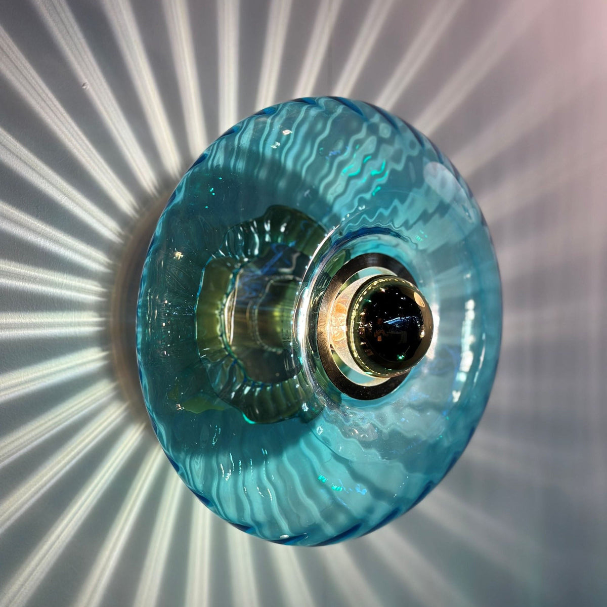 Grace Wall Light Glass Blue / Large - Ø 28 Cm